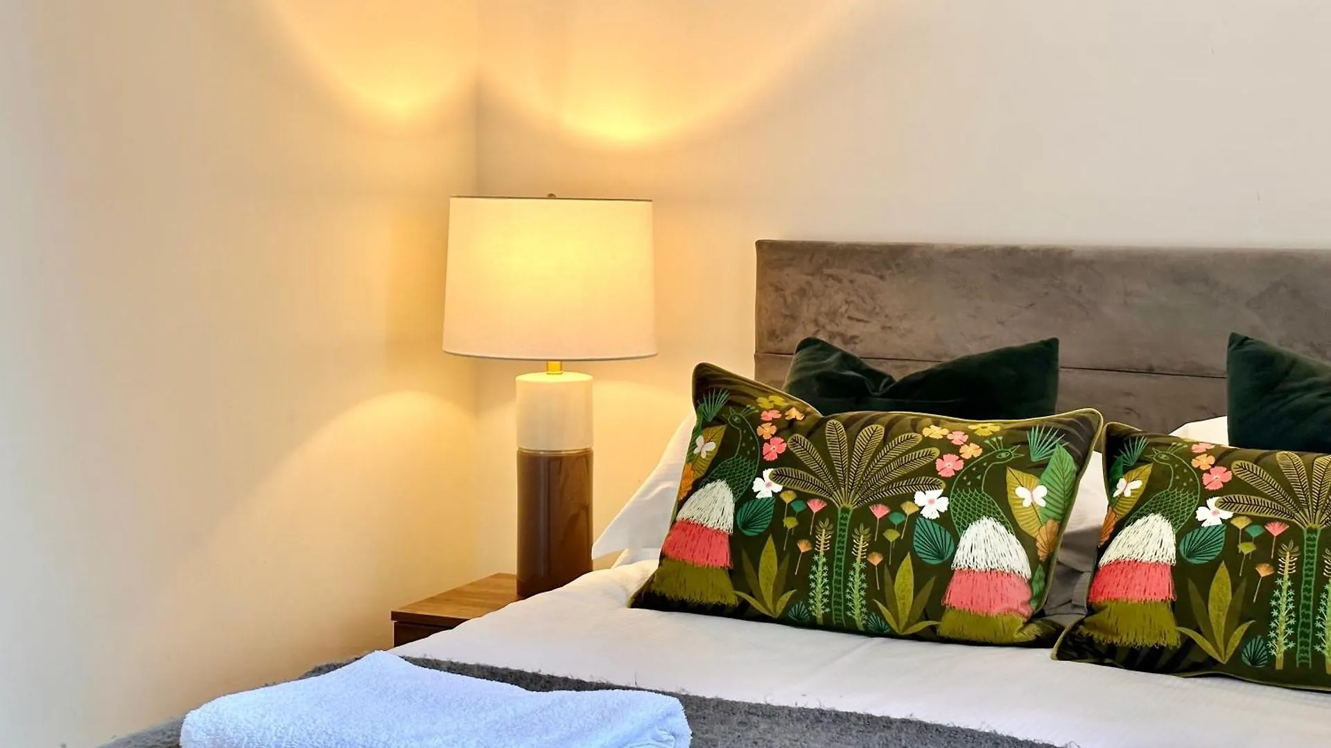 Clifford'S Reach At Bluebridge Court With Free Parking Lejlighed York
